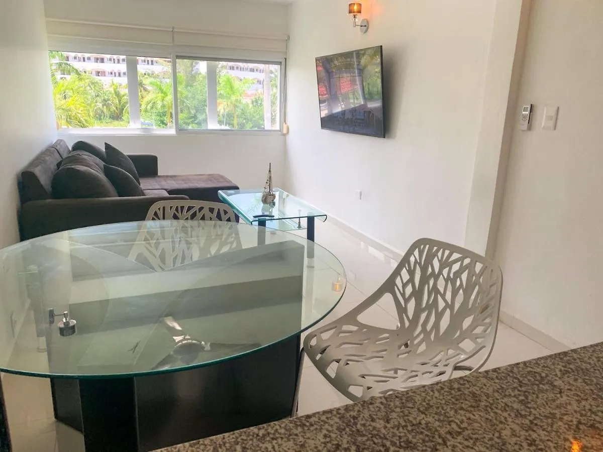 Beautiful Loft By The Lagoon Cancún